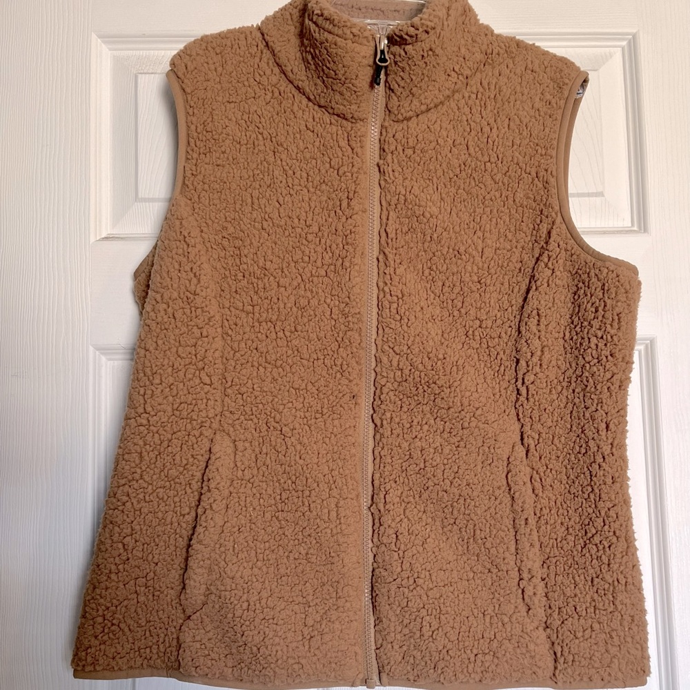 Women’s Sherpa Fleece Lined Vest